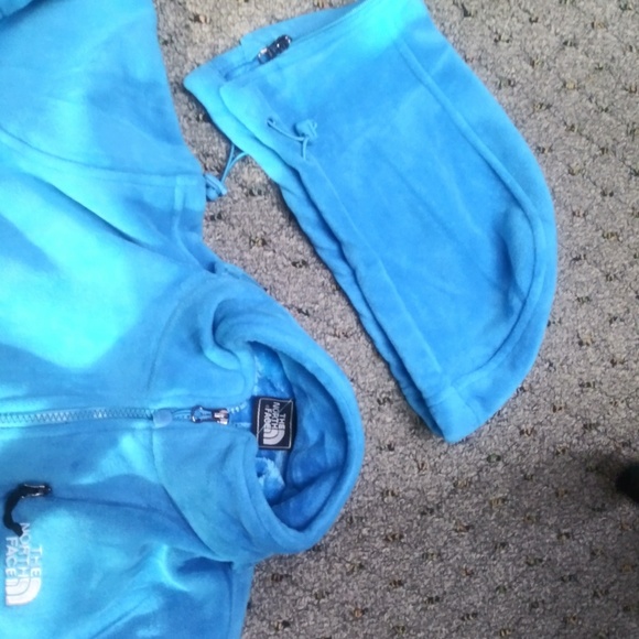 The North Face Removeable Hoodie Fleece Jacket - Picture 8 of 8